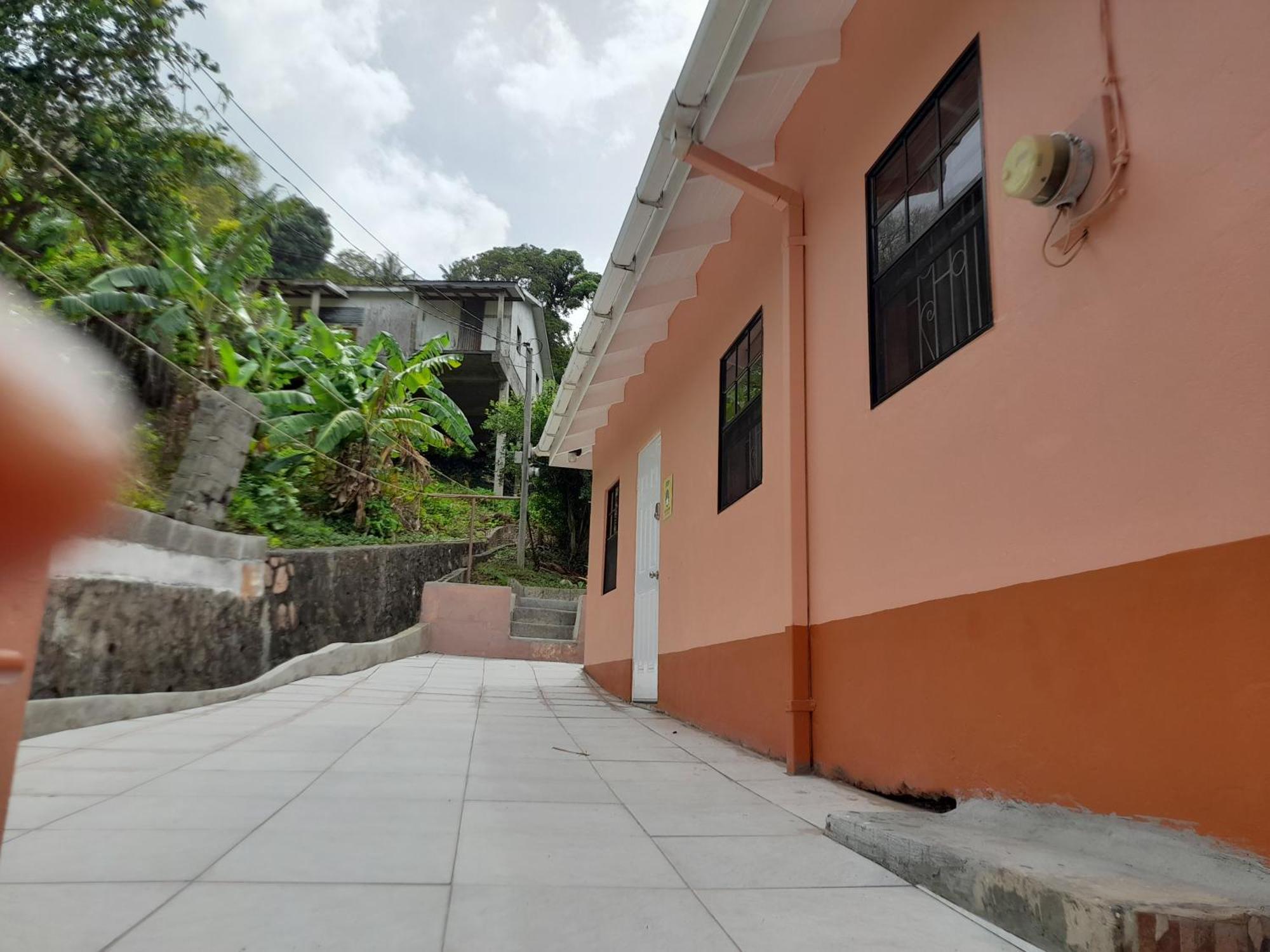 Angie'S Cove, Modern Get-Away Overlooking Castries Exterior photo