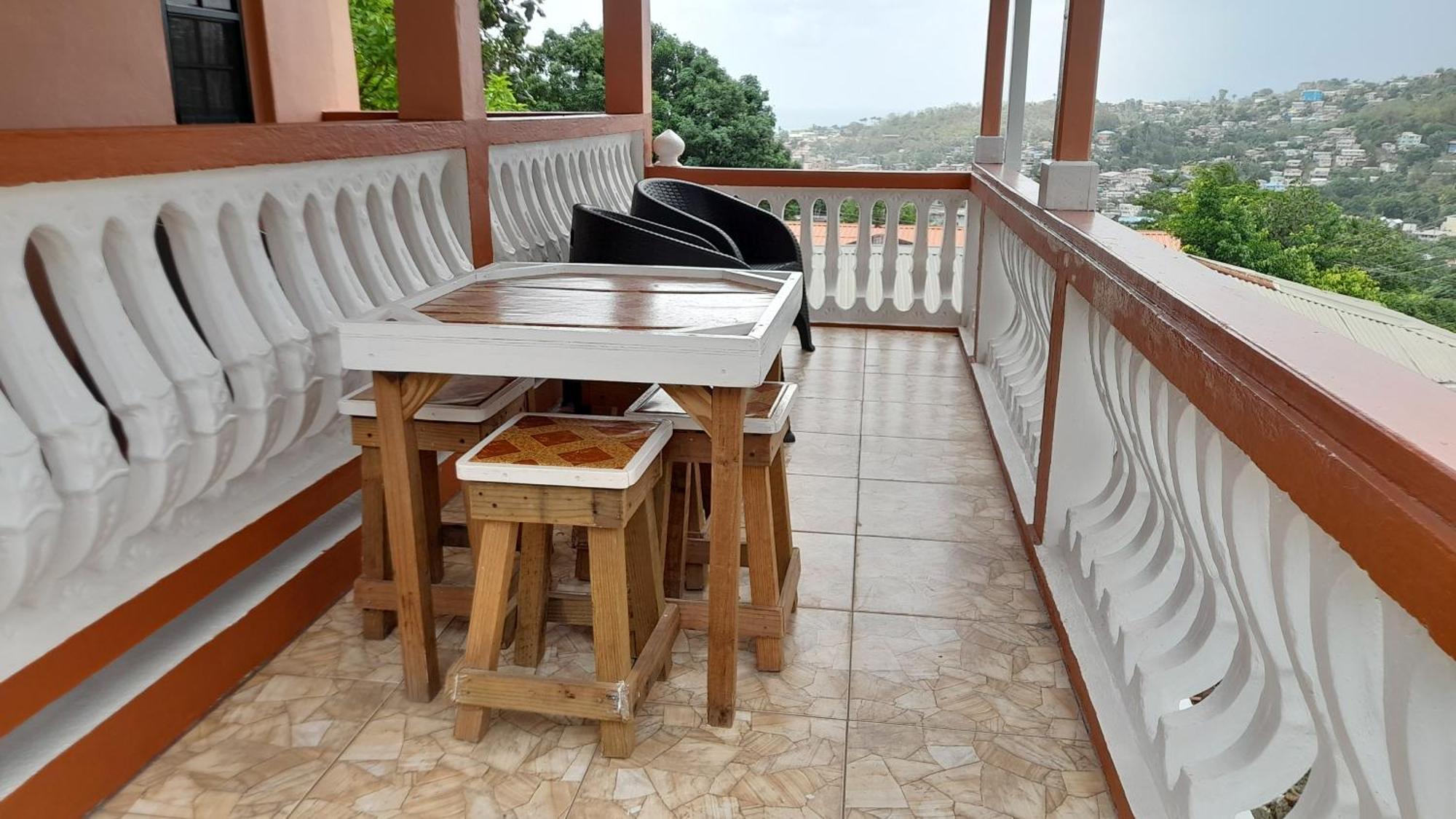Angie'S Cove, Modern Get-Away Overlooking Castries Exterior photo