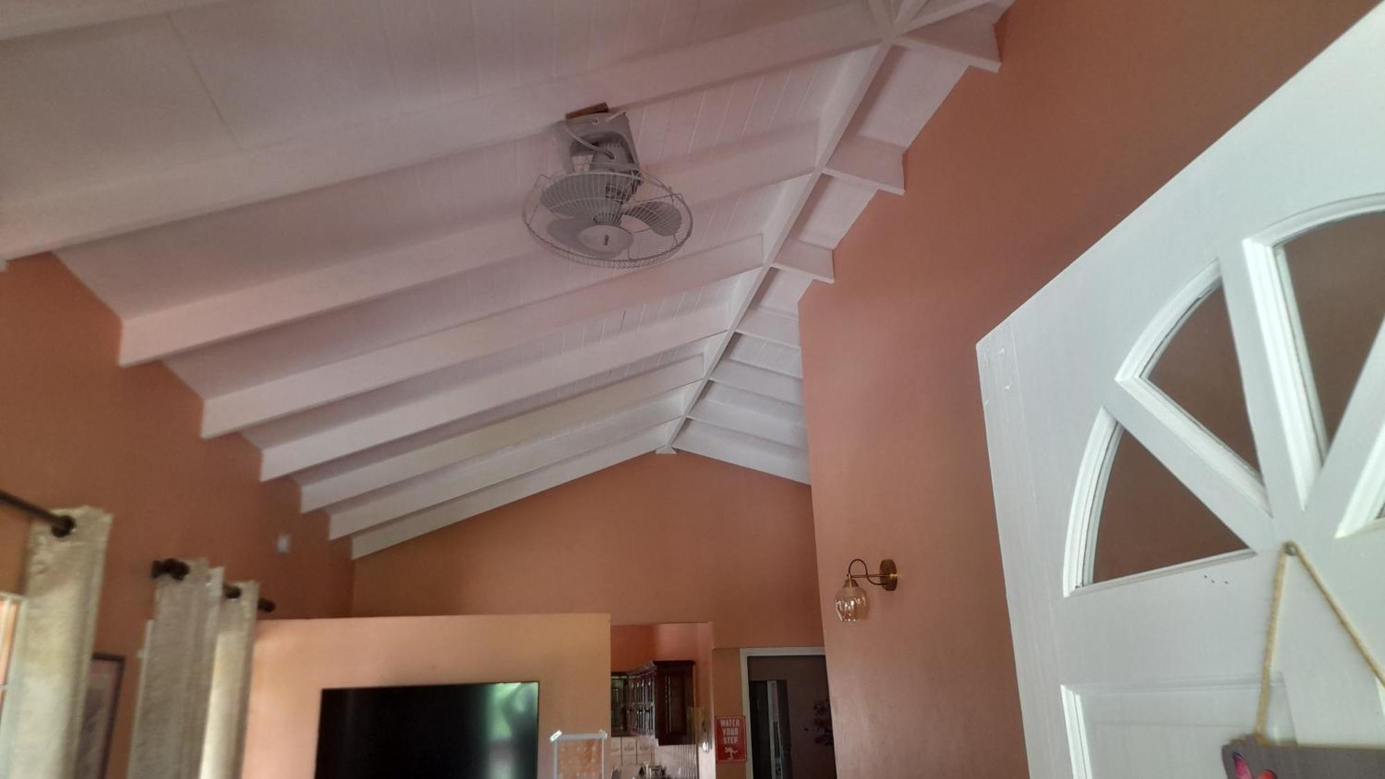 Angie'S Cove, Modern Get-Away Overlooking Castries Exterior photo